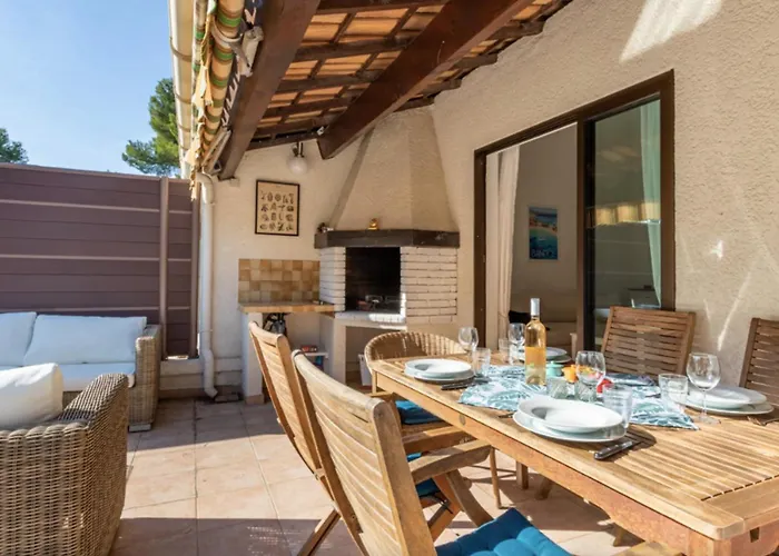 Superb With Terrace And Private Pool